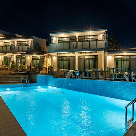 Club Houses Stefvall Главатарци Экстерьер фото